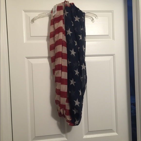 Apt. 9 Accessories - American Flag Infinity Scarf